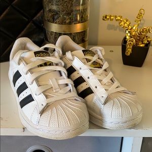 Children’s Adidas Shell Toe Sneaker